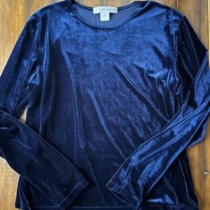 ‘90s blue velvet top